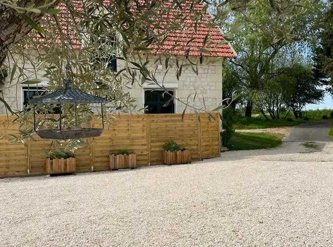 Le Relais, La Dormance, Le Bois Dormant
