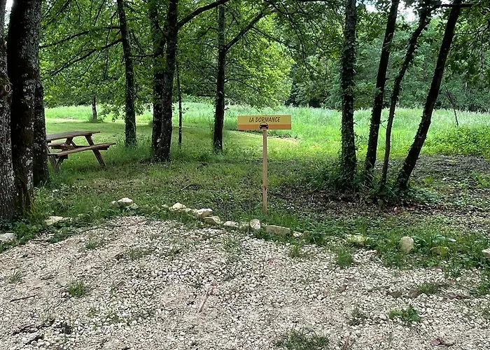 Le Relais, La Dormance, Le Bois Dormant