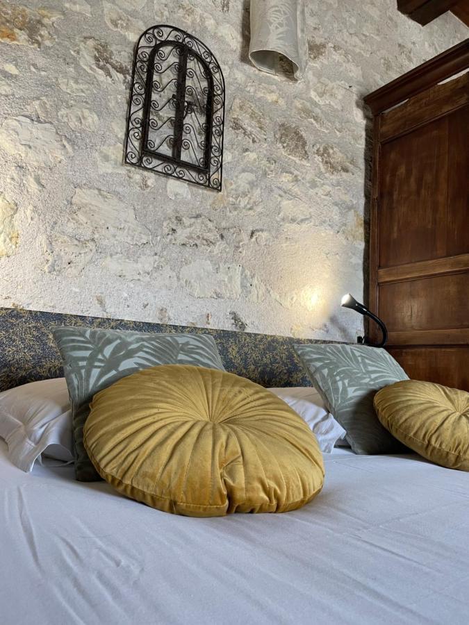 Le Relais, La Dormance, Le Bois Dormant Châteauvieux